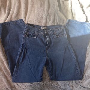 perfectly sculpting bootcut 512 levi’s jeans